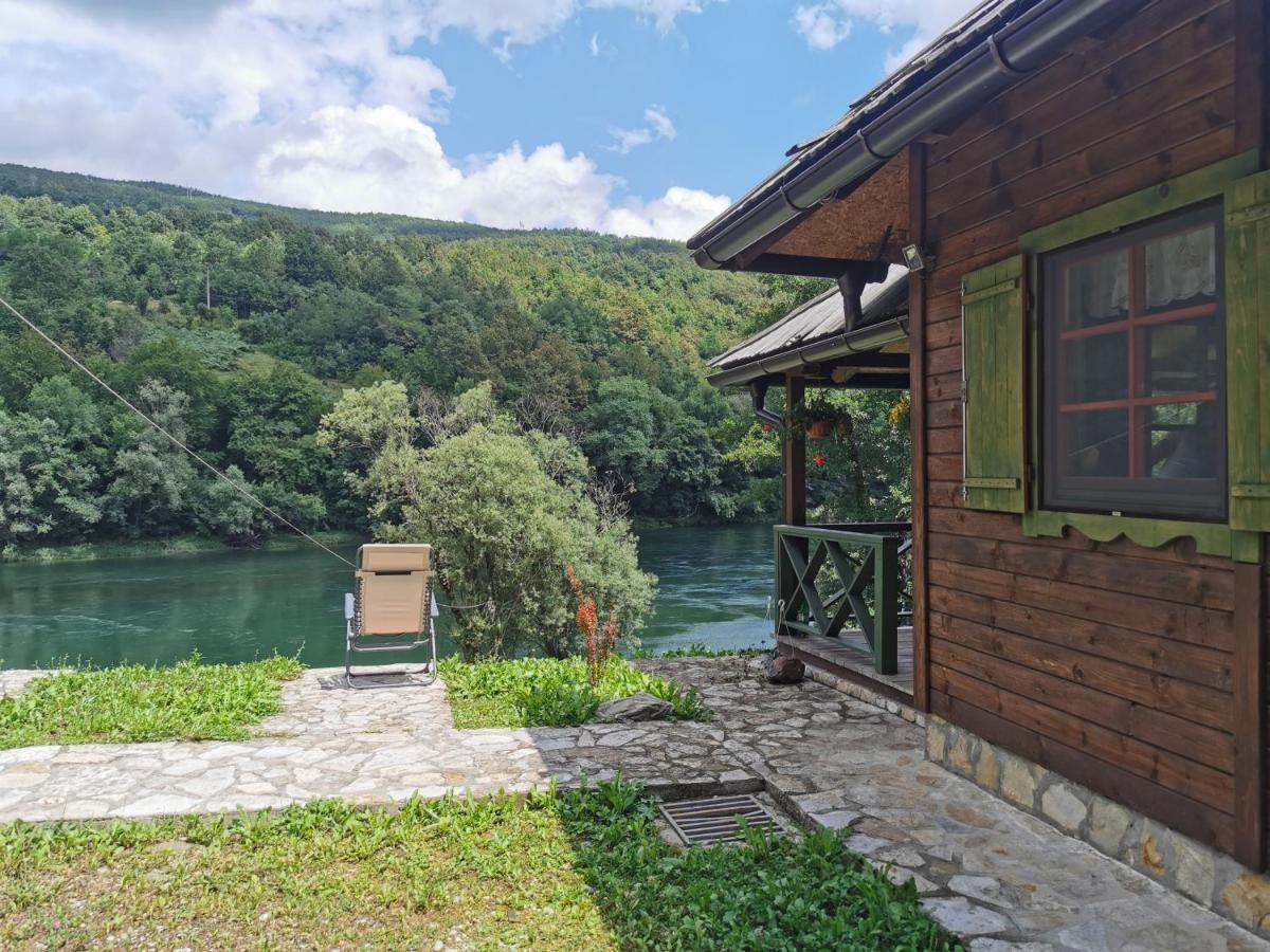 Brvnara Na Obali Reke Drine Villa Beserovina Kültér fotó