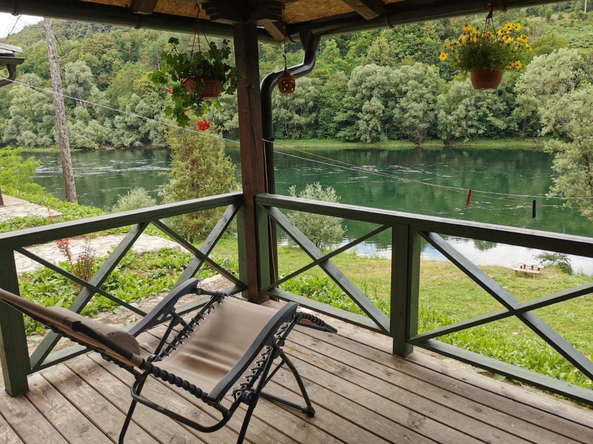 Brvnara Na Obali Reke Drine Villa Beserovina Kültér fotó