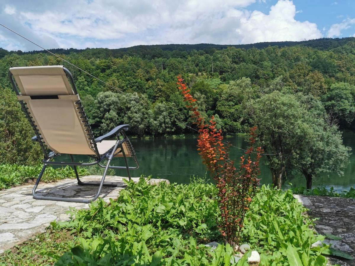 Brvnara Na Obali Reke Drine Villa Beserovina Kültér fotó
