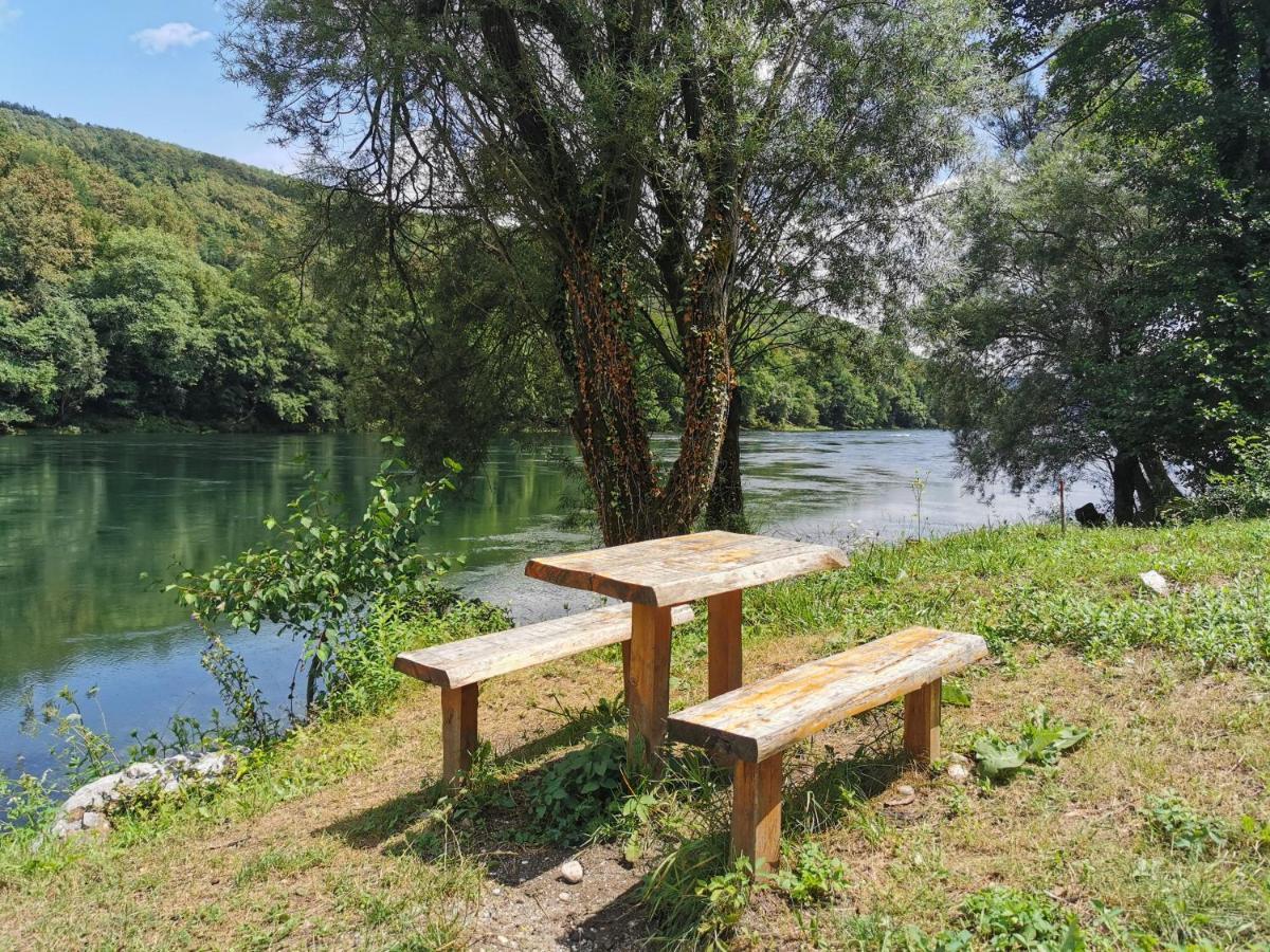 Brvnara Na Obali Reke Drine Villa Beserovina Kültér fotó