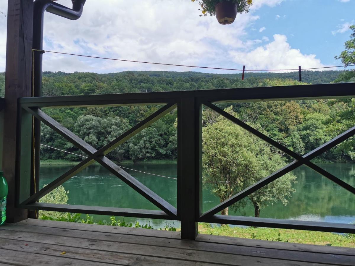 Brvnara Na Obali Reke Drine Villa Beserovina Kültér fotó